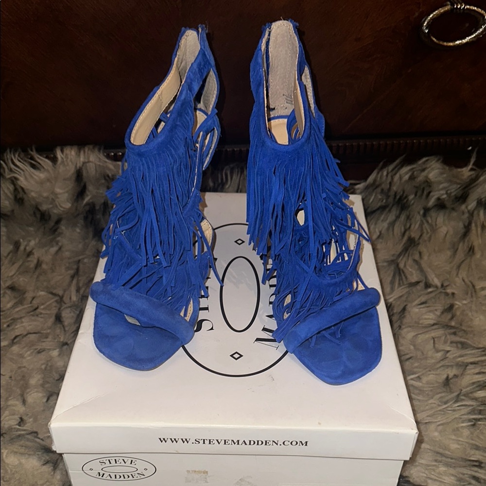 Steve Madden Blue Fringe Heeled Sandals